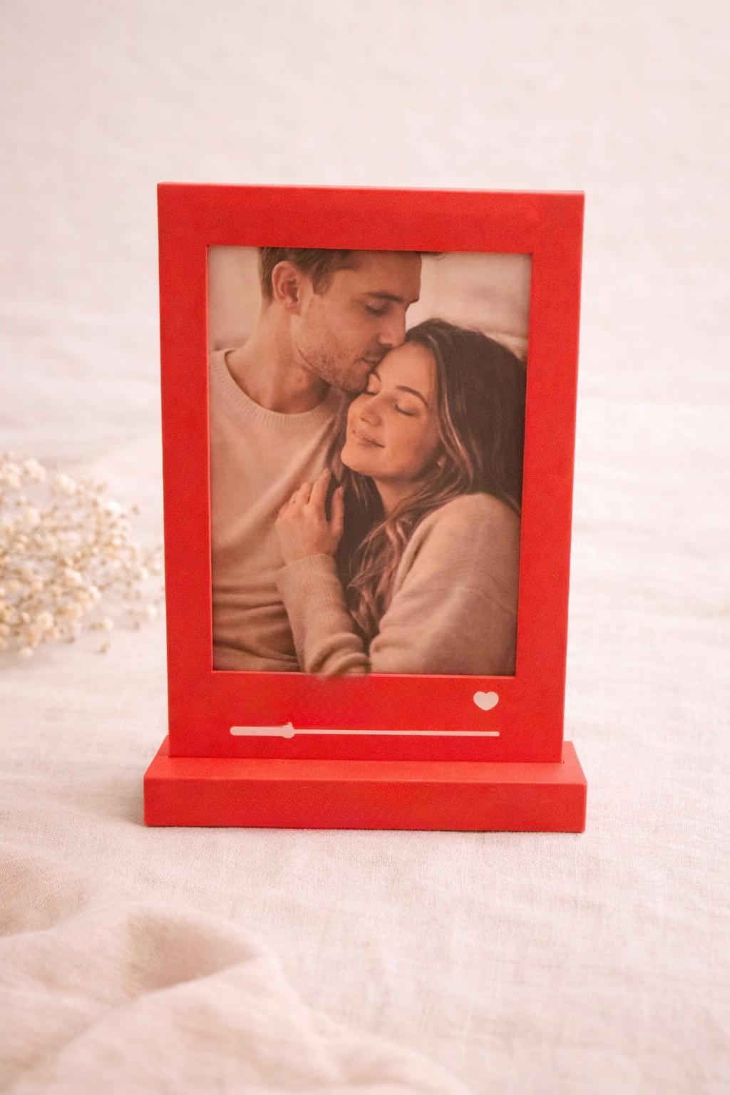 Personalisierter Bilderrahmen mit NFC-Song